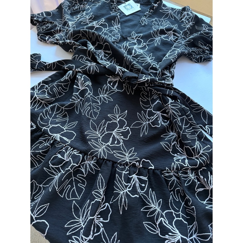 Anne Klein Black White Floral Tropical Ruffle V-Neck Tie Waist Midi Dress NWT